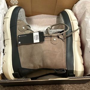 SOREL EXPLORER II JOAN FELT WP. SAGE, FAWN. SIZE 9.5 NWT